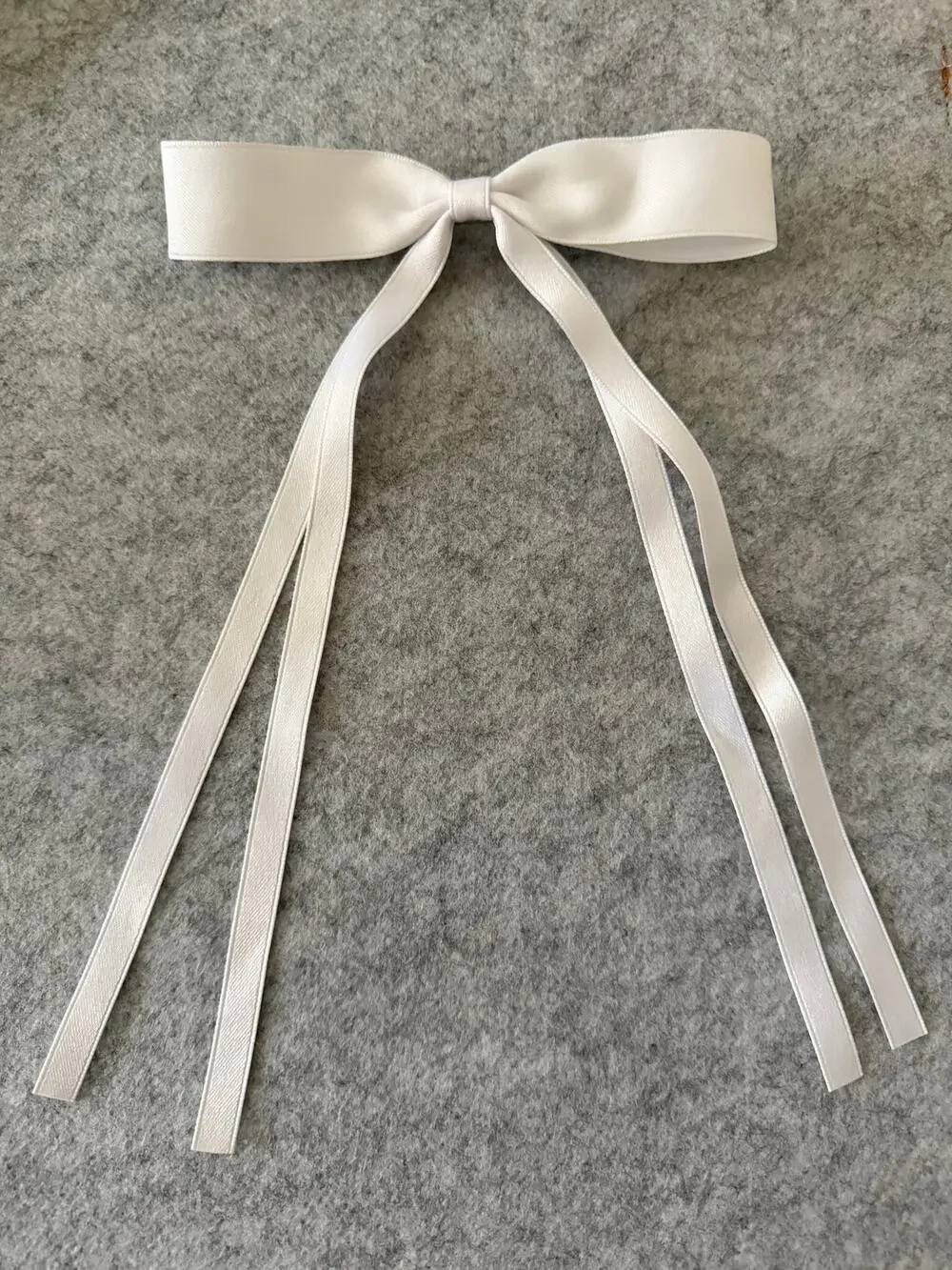 SHASHI REVOLVE NWOT The Girlie Bow Satin White Preppy Cottagecore Fairycore
